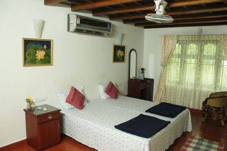 Riverside Heritage Homestay, Kochi 2